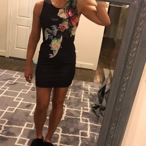 New with Tags: back dress w/ floral print. Size L.